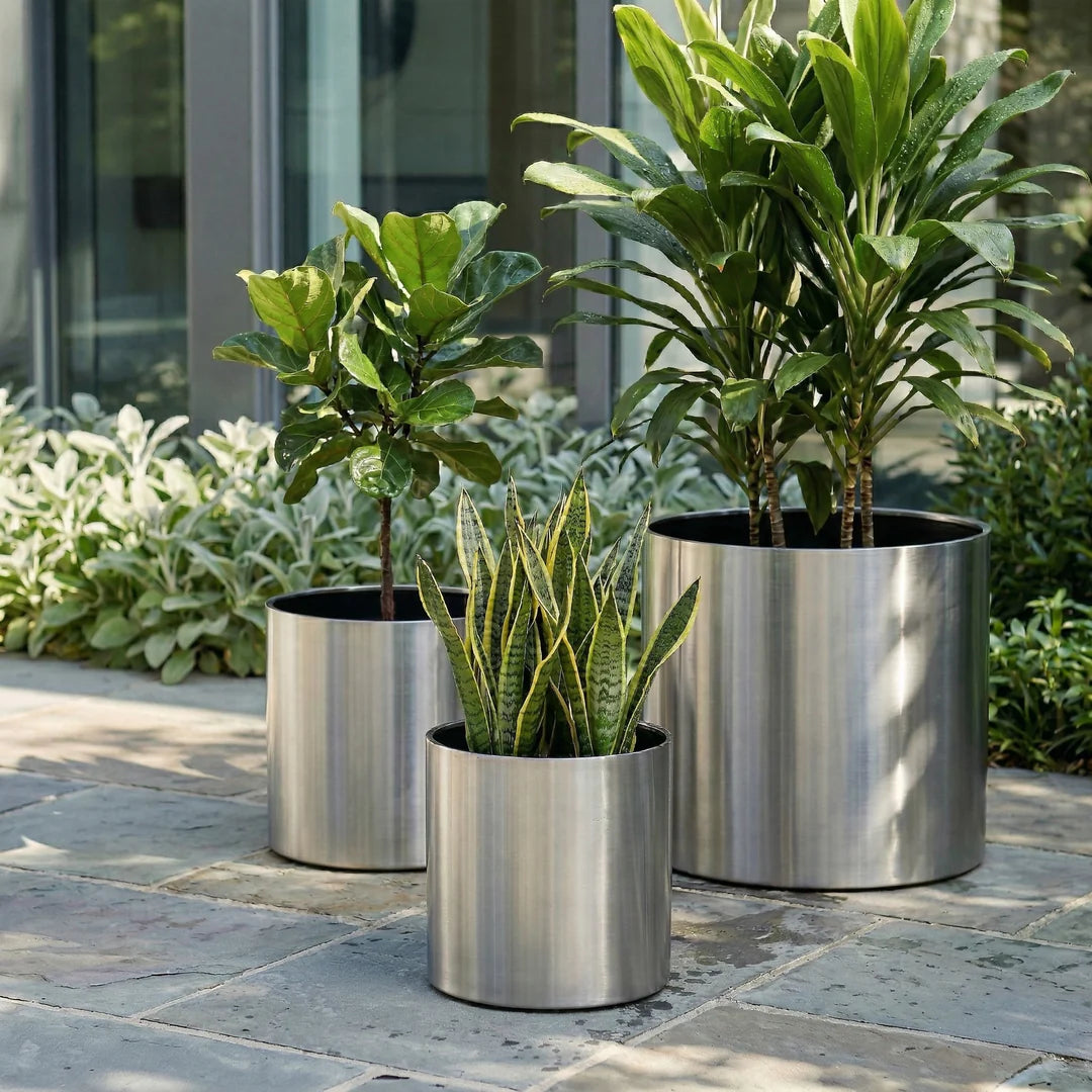 NMN Designs Knox Cylinder Heavy Duty Planter - White