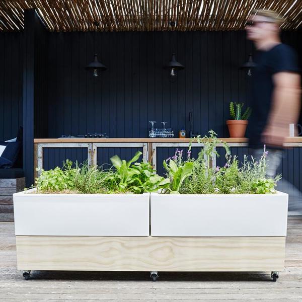 Glowpear Café Planter
